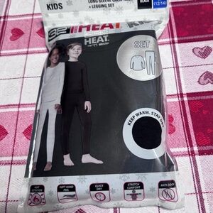 32 Degrees Black Thermal long sleeve crew neck and legging set